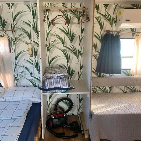 Kemp Hub Caravans Gradina *